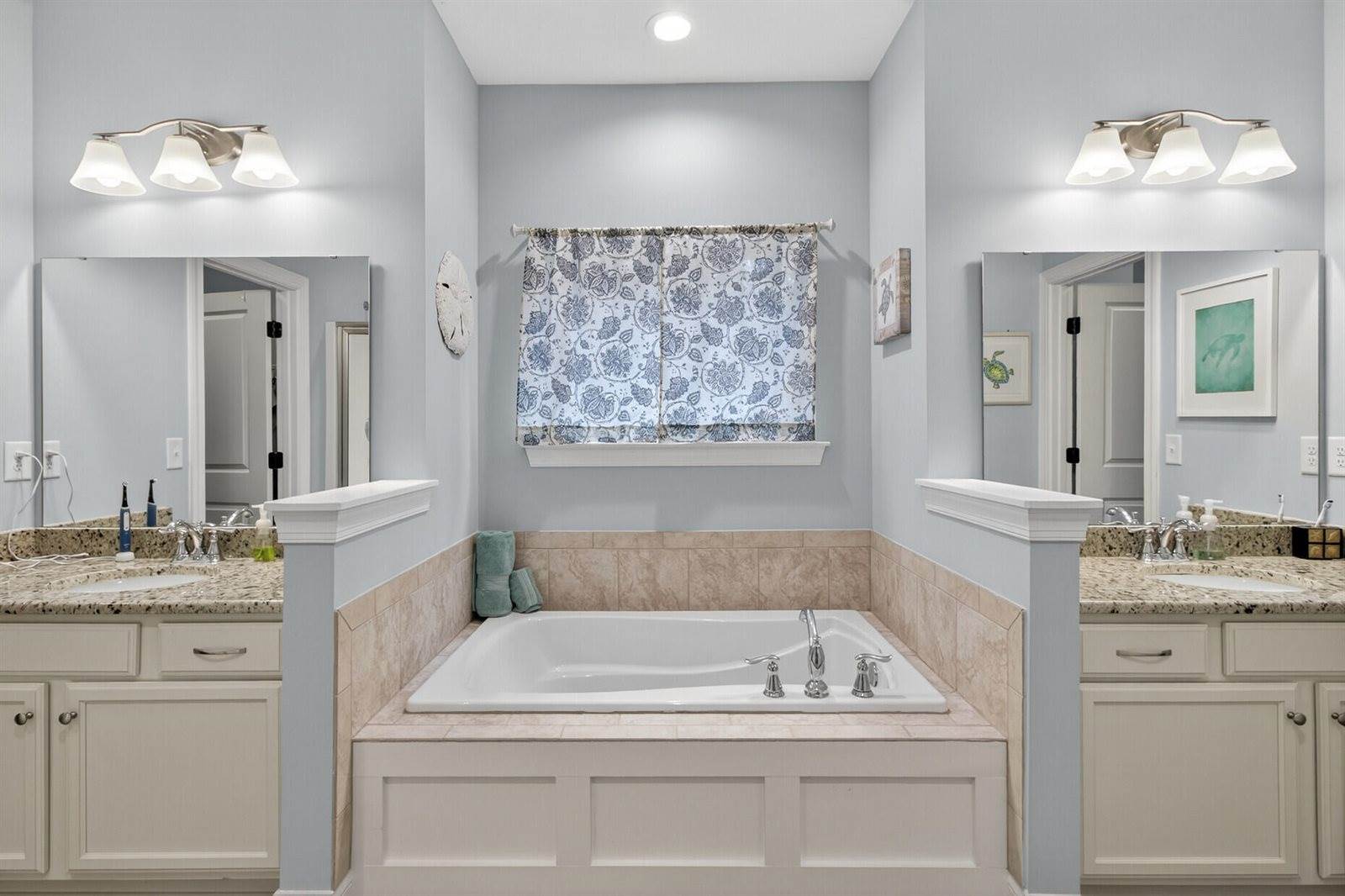 6347 Buttonbush Drive, Ravenel, SC 29470