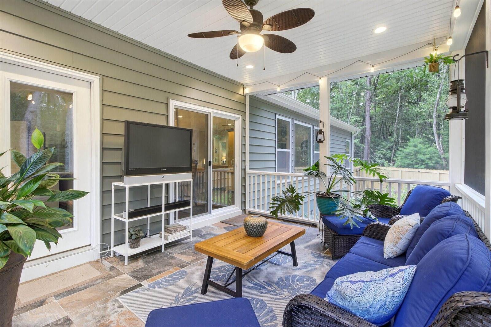 6347 Buttonbush Drive, Ravenel, SC 29470