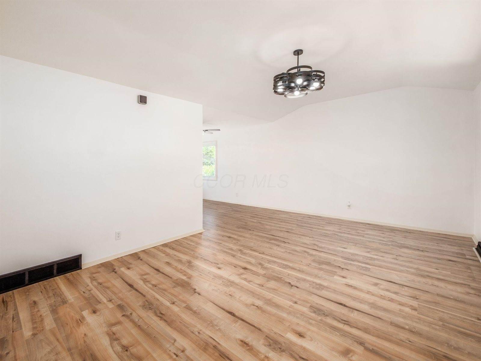 423 Whitehall Drive, Columbus, OH 43213