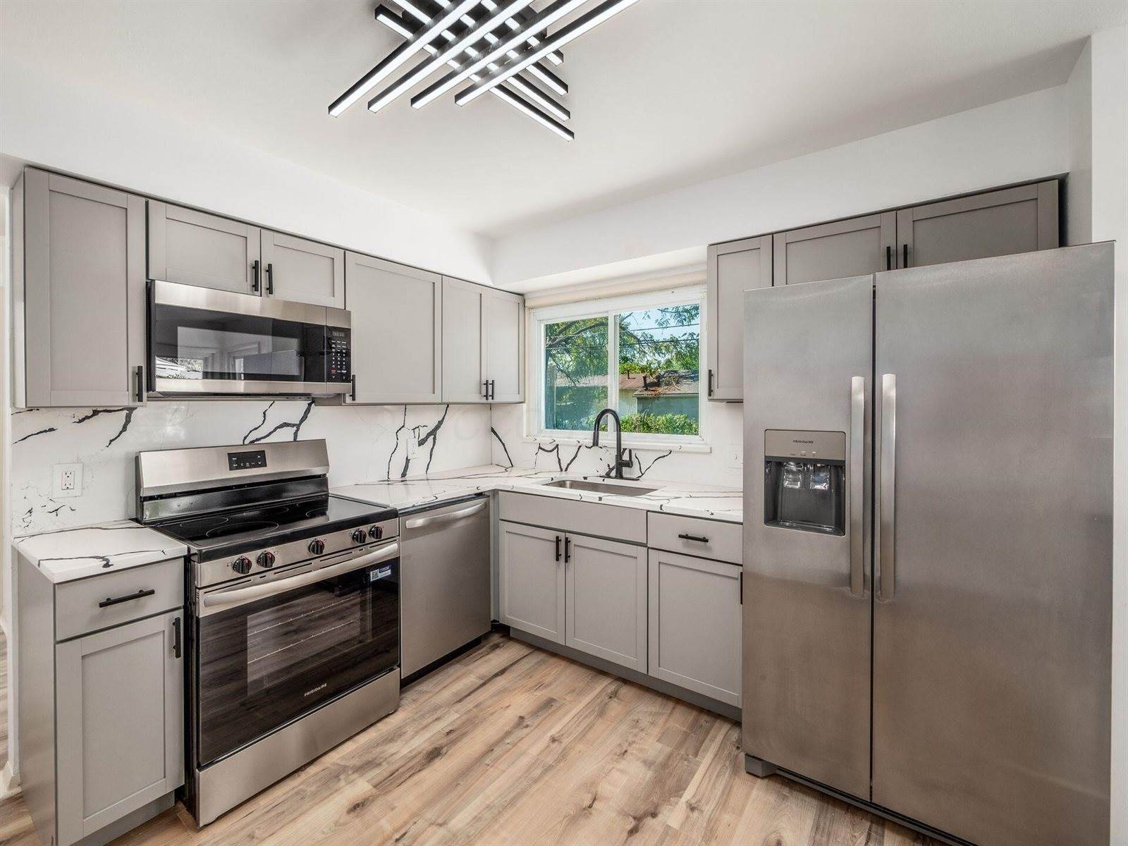 423 Whitehall Drive, Columbus, OH 43213