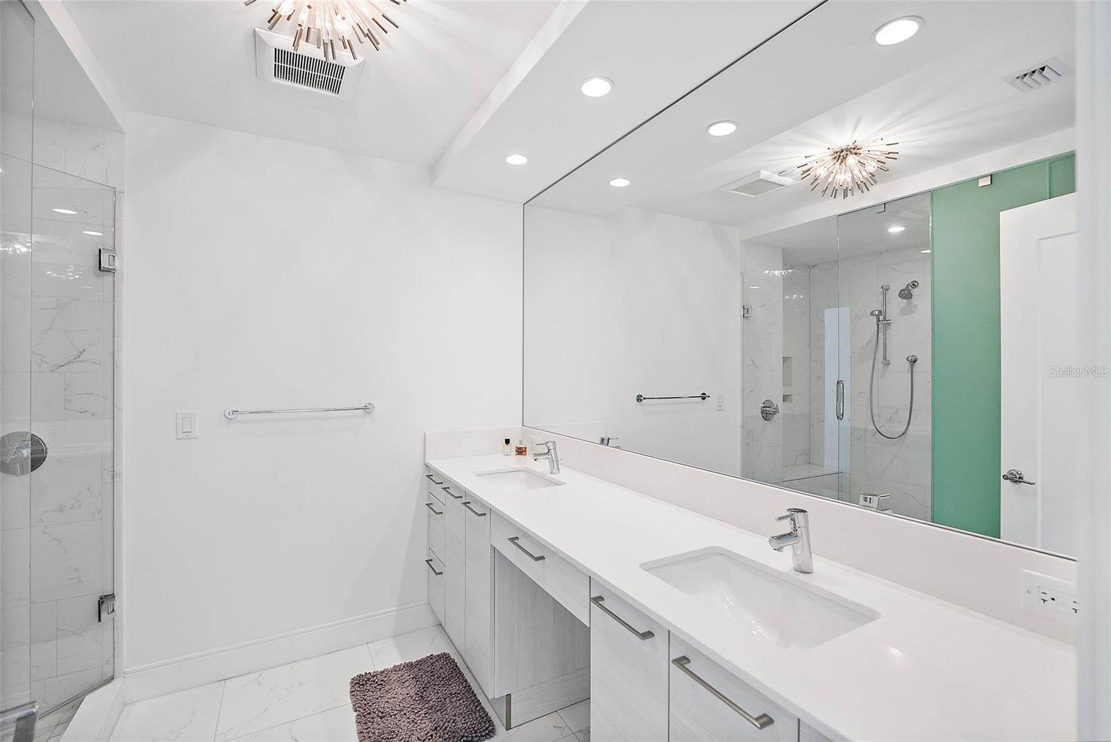 100 1ST Avenue North, #201, Saint Petersburg, FL 33701