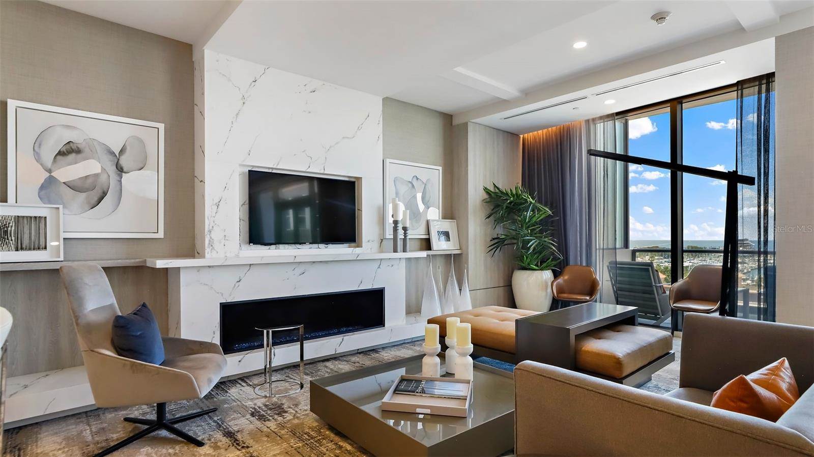 100 1ST Avenue North, #201, Saint Petersburg, FL 33701