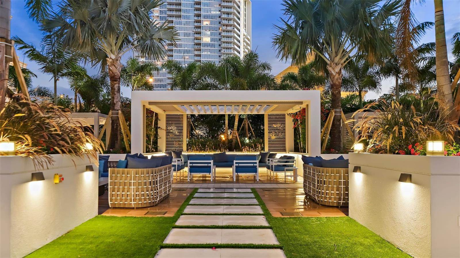 100 1ST Avenue North, #201, Saint Petersburg, FL 33701