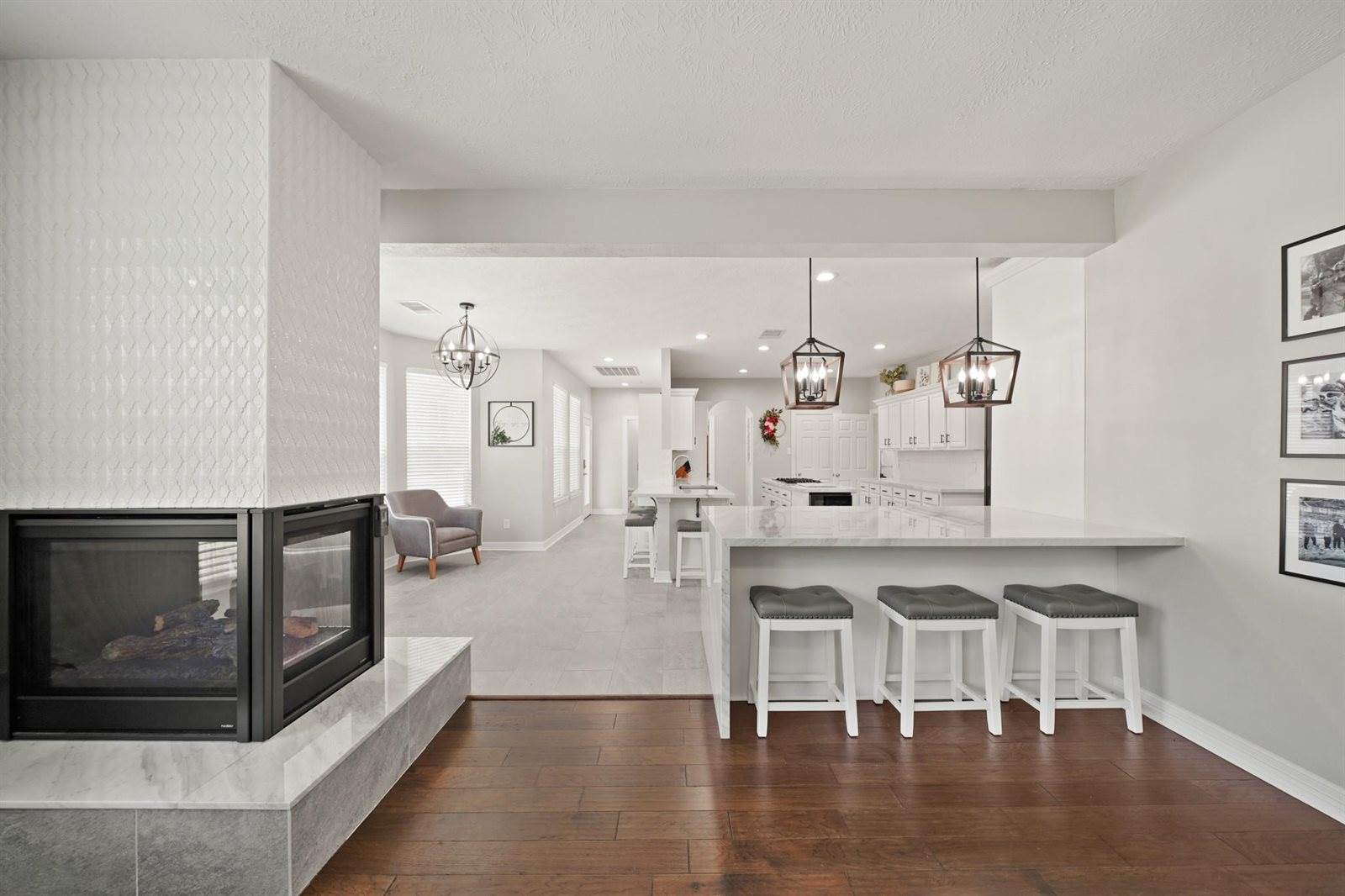 2011 Huntington Lane, Richmond, TX 77406