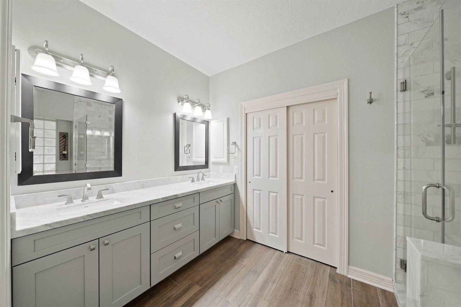 2011 Huntington Lane, Richmond, TX 77406