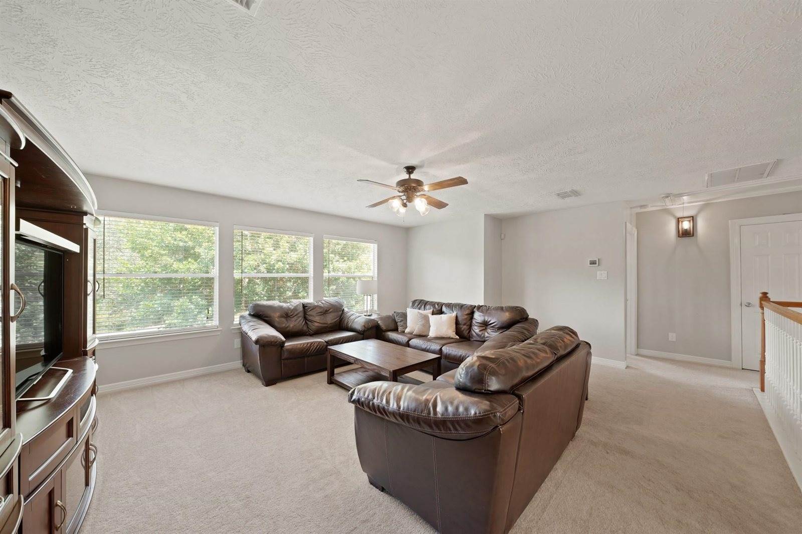 2011 Huntington Lane, Richmond, TX 77406