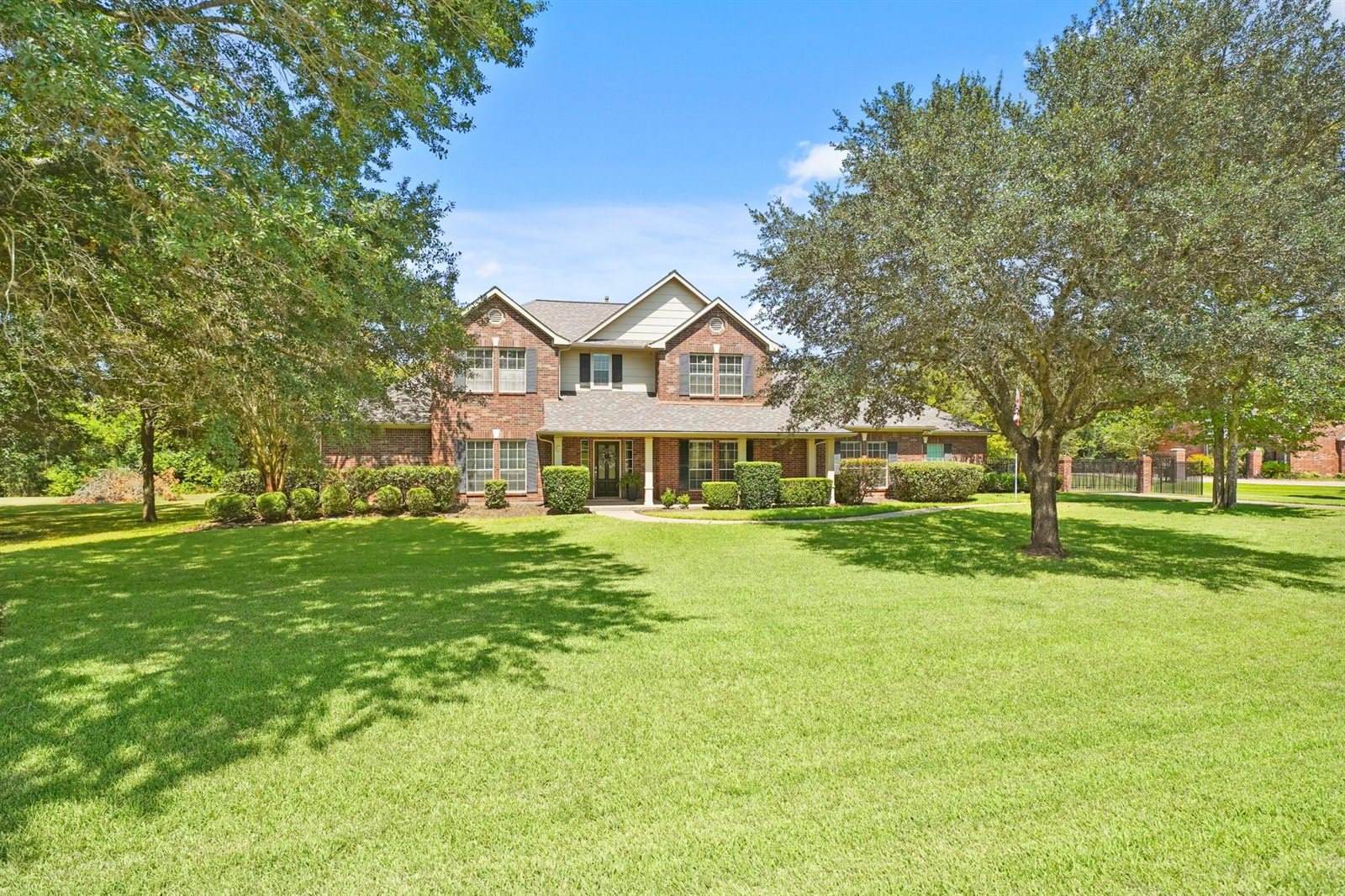 2011 Huntington Lane, Richmond, TX 77406