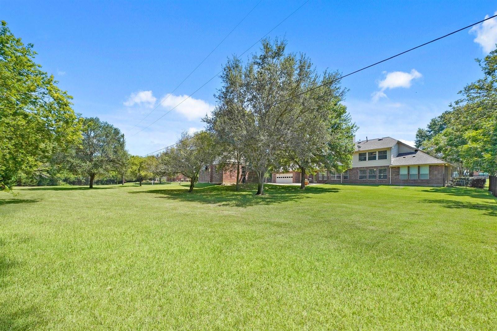 2011 Huntington Lane, Richmond, TX 77406