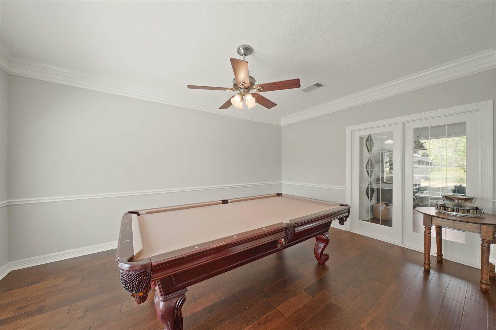 2011 Huntington Lane, Richmond, TX 77406