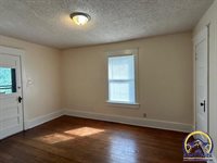 734 SW Lindenwood AVE, Topeka, KS 66606