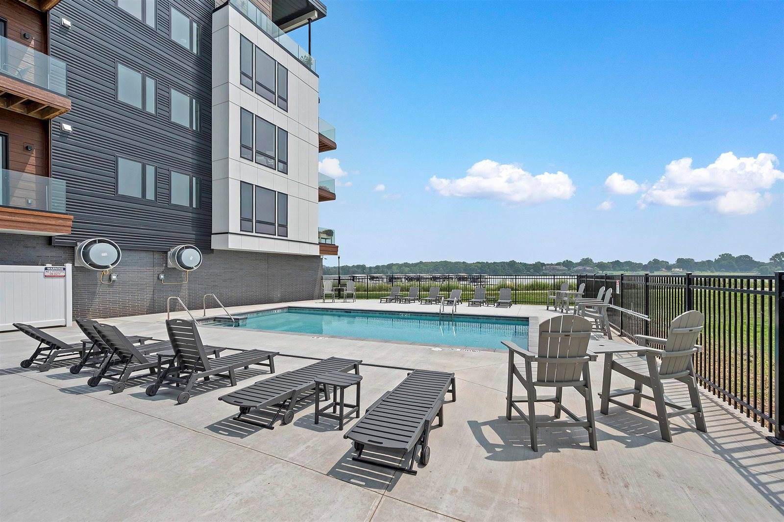 433 Aldon Circle, #403, Ashwaubenon, WI 54304