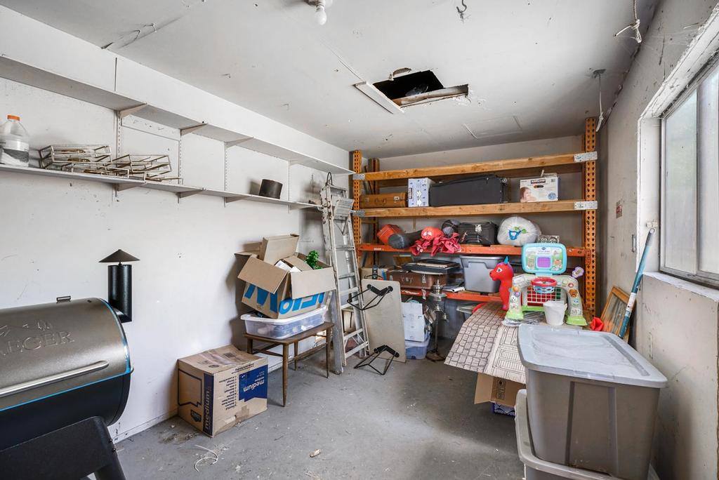 1021 Alamos Ave, Sacramento, CA 95815