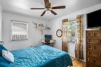 1021 Alamos Ave, Sacramento, CA 95815