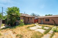 1021 Alamos Ave, Sacramento, CA 95815