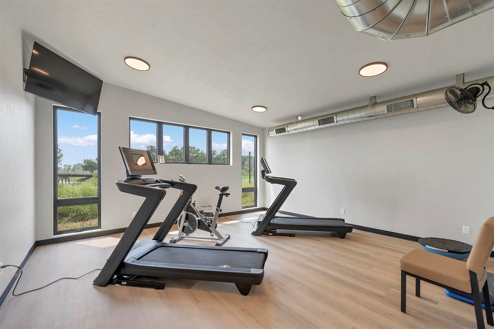 433 Aldon Circle, #207, Ashwaubenon, WI 54304