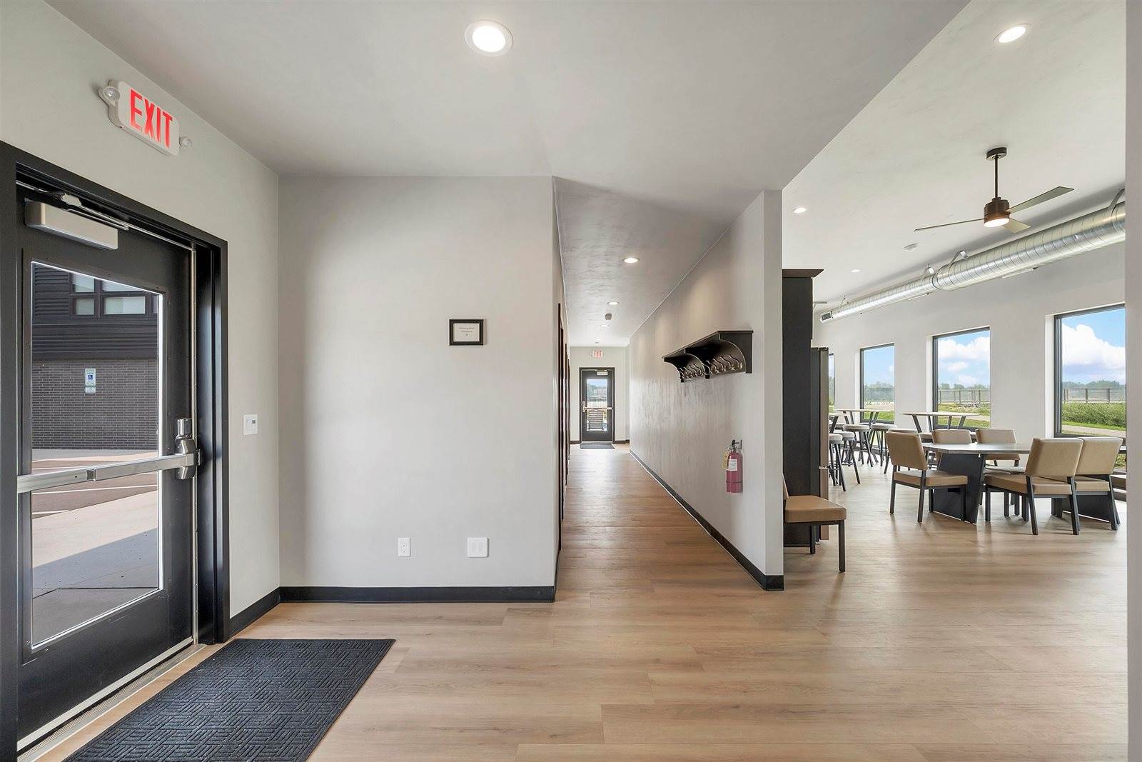 433 Aldon Circle, #207, Ashwaubenon, WI 54304