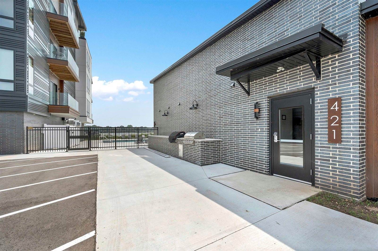 433 Aldon Circle, #205, Ashwaubenon, WI 54304