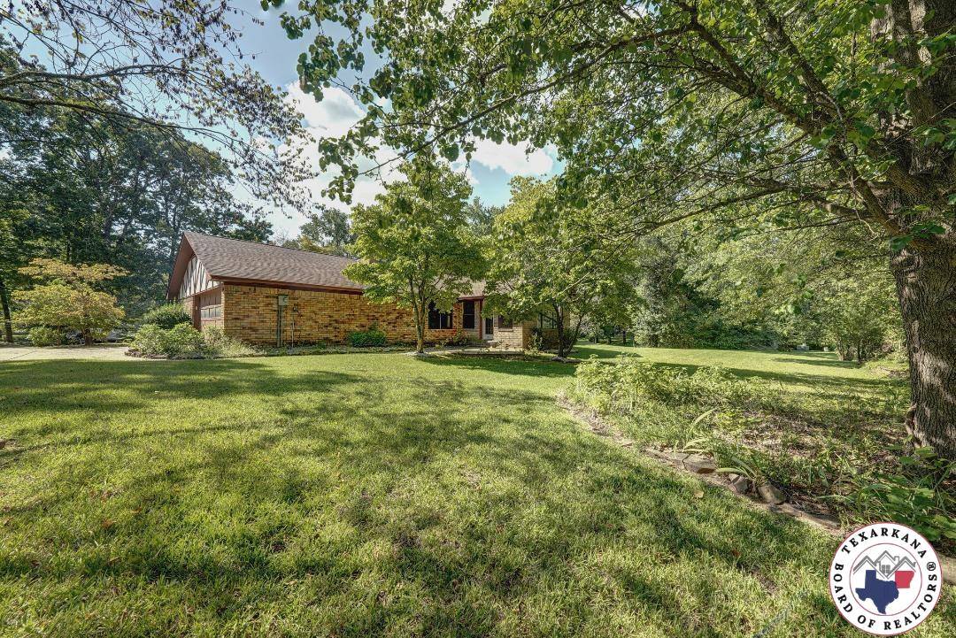 918 Clear Creek Dr, Texarkana, TX 75503