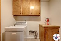 918 Clear Creek Dr, Texarkana, TX 75503