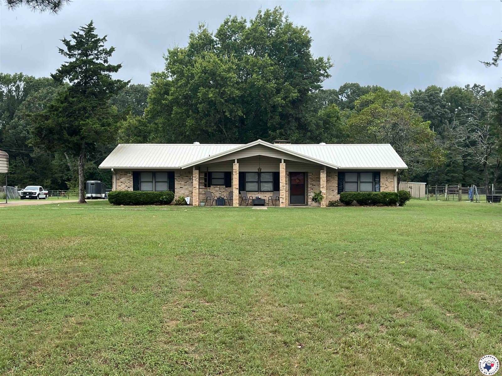 98 Hopkins Lane, New Boston, TX 75570