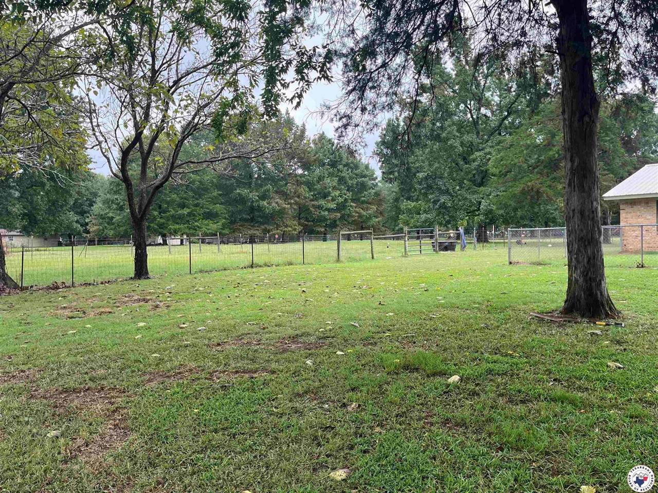 98 Hopkins Lane, New Boston, TX 75570