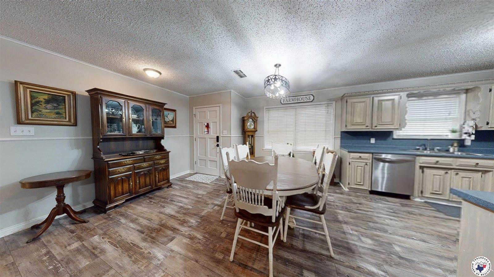 98 Hopkins Lane, New Boston, TX 75570