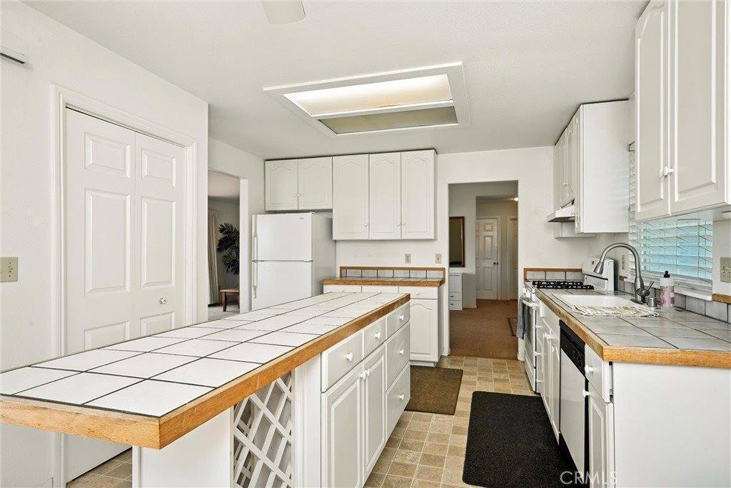 16657 Buckhorn Road, Hidden Valley Lake, CA 95467