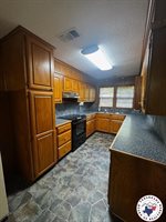 1103 N Kings Hwy, Nash, TX 75569