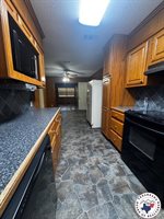 1103 N Kings Hwy, Nash, TX 75569