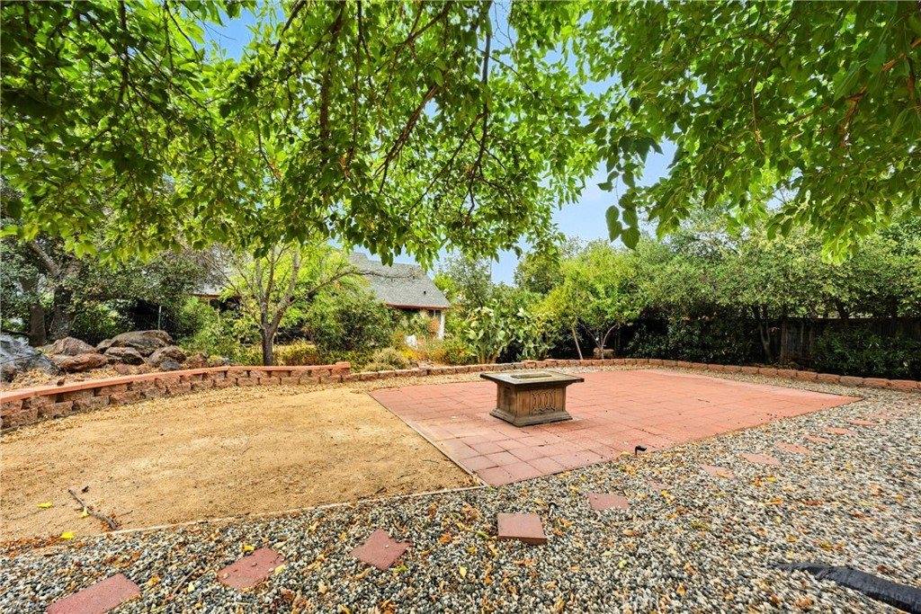 16927 Greenridge Road, Hidden Valley Lake, CA 95467