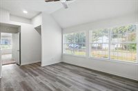 101 Glen Hollow Dr, Clinton, MS 39056