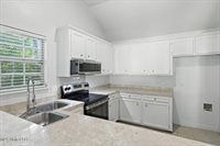 101 Glen Hollow Dr, Clinton, MS 39056