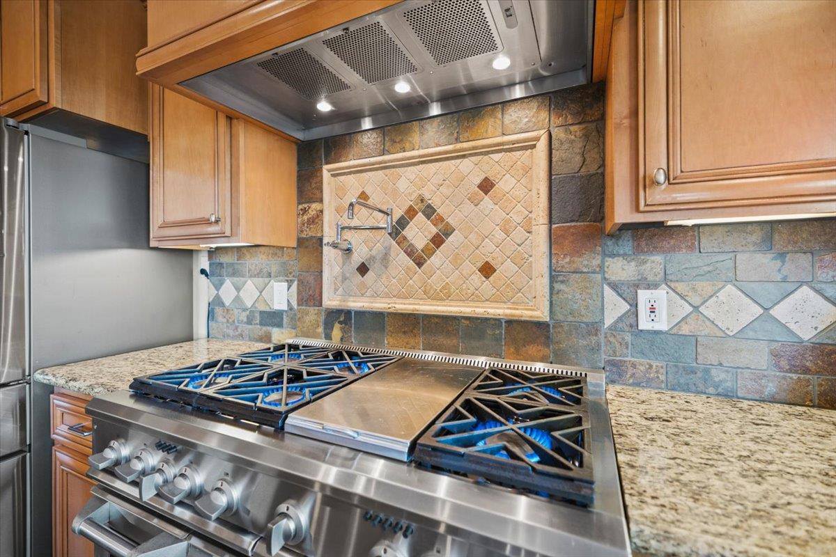 60 Whittington Drive, Newcastle, CA 95658