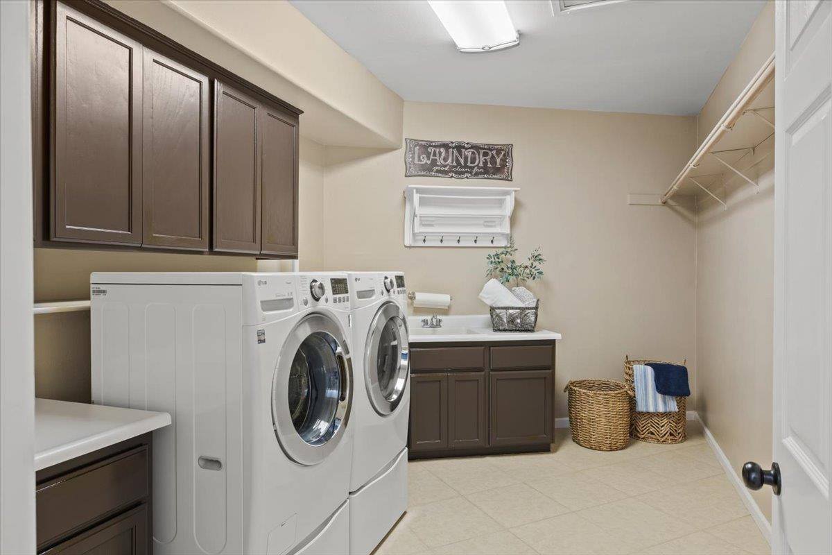 60 Whittington Drive, Newcastle, CA 95658