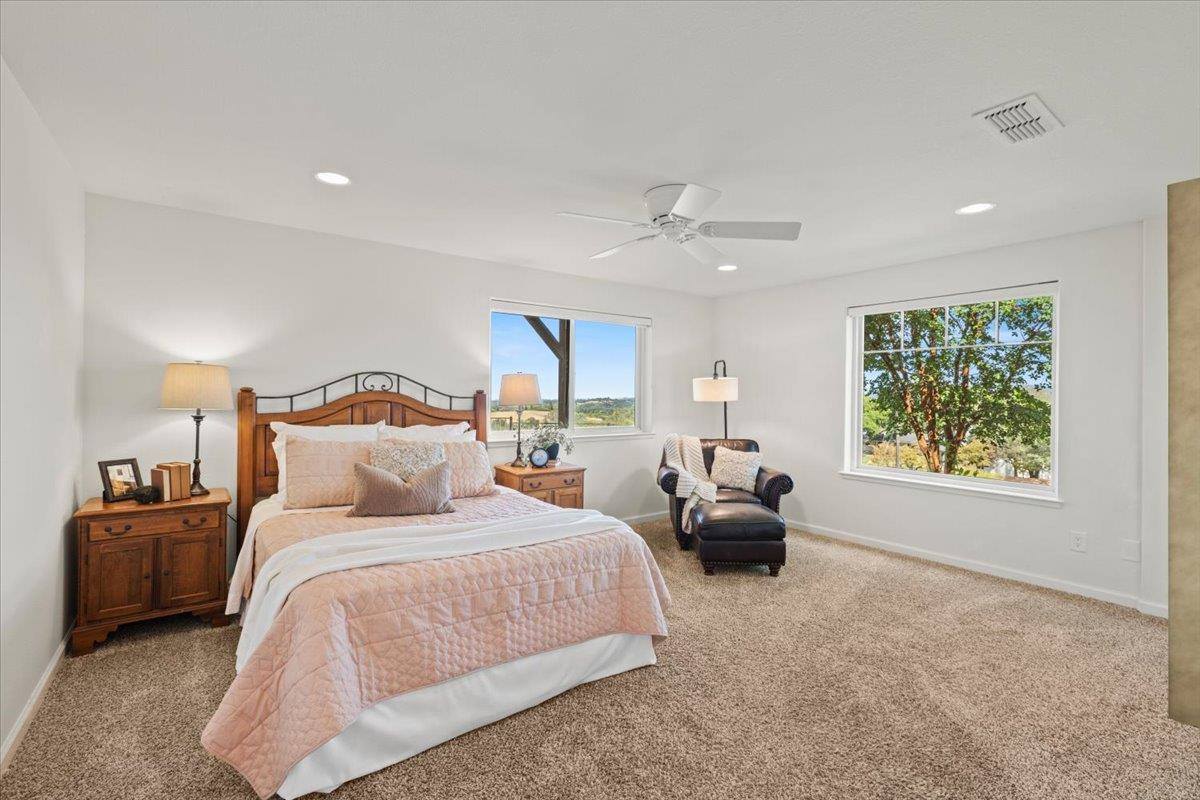 60 Whittington Drive, Newcastle, CA 95658