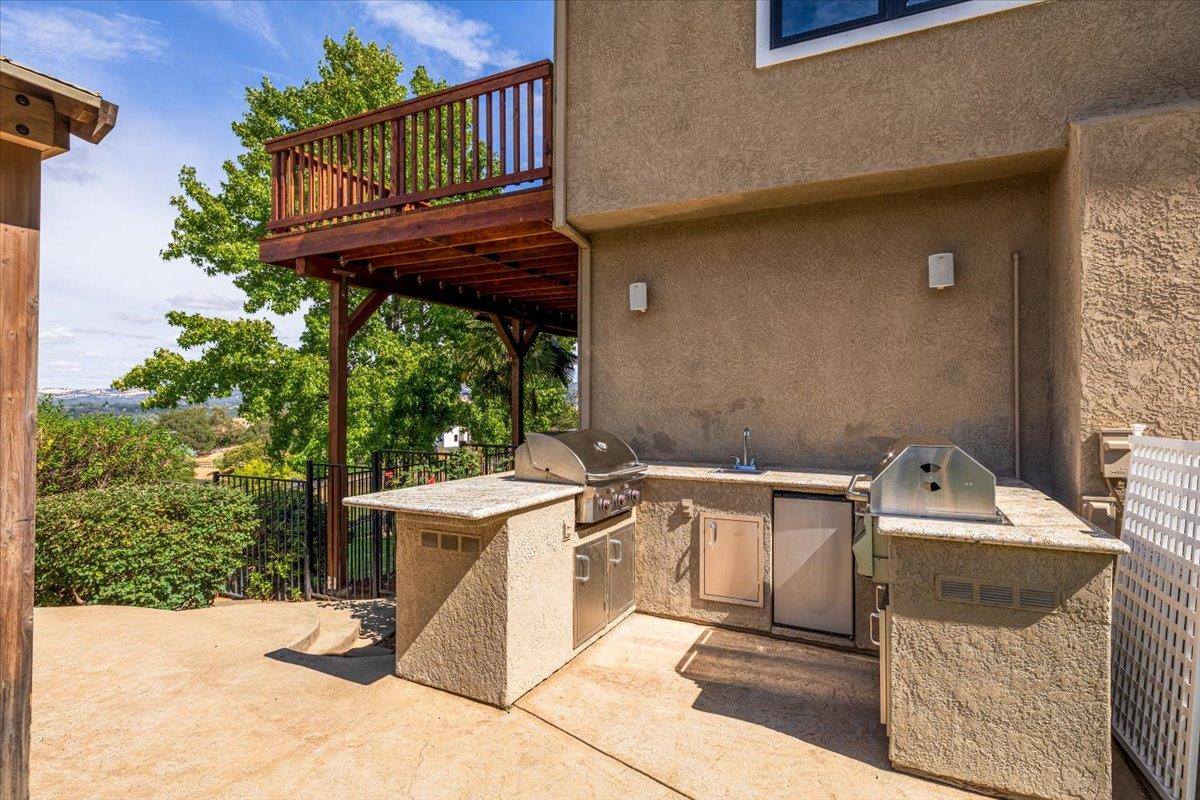 60 Whittington Drive, Newcastle, CA 95658