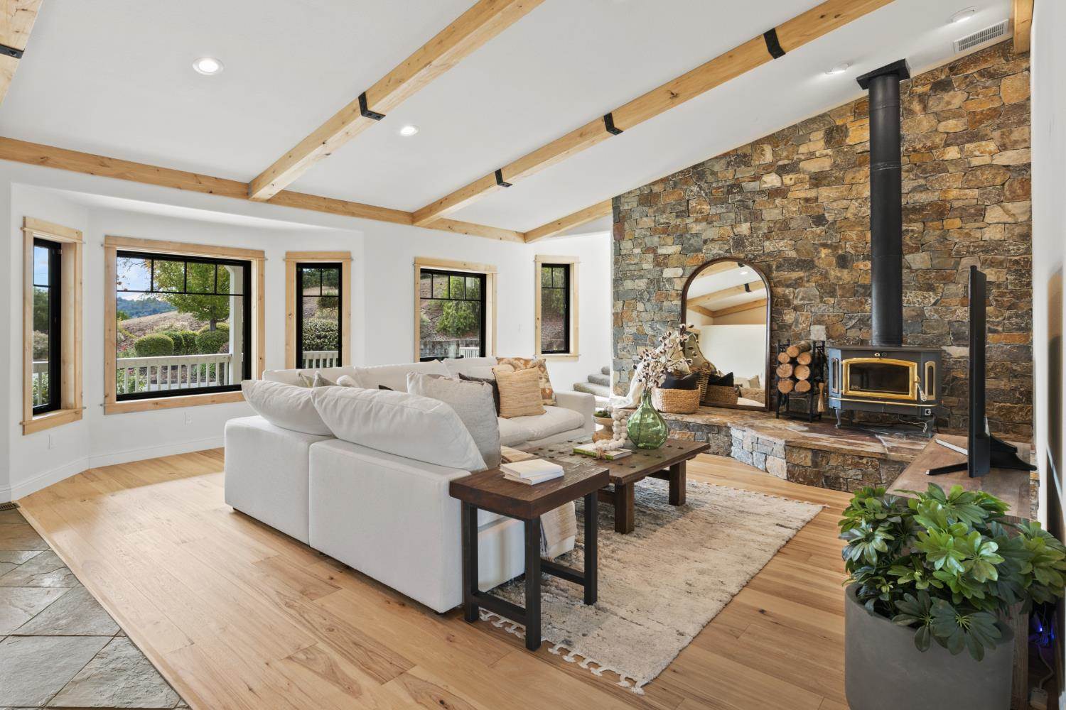 60 Whittington Drive, Newcastle, CA 95658