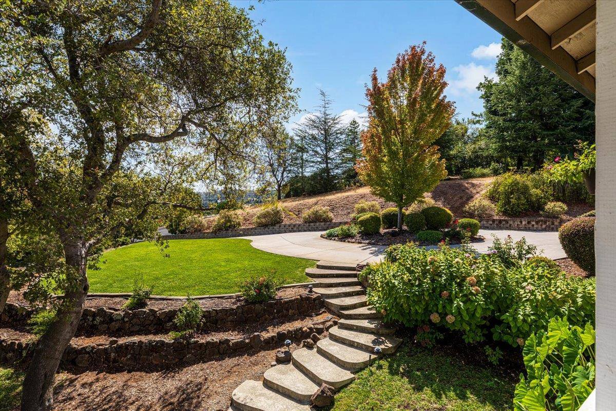 60 Whittington Drive, Newcastle, CA 95658