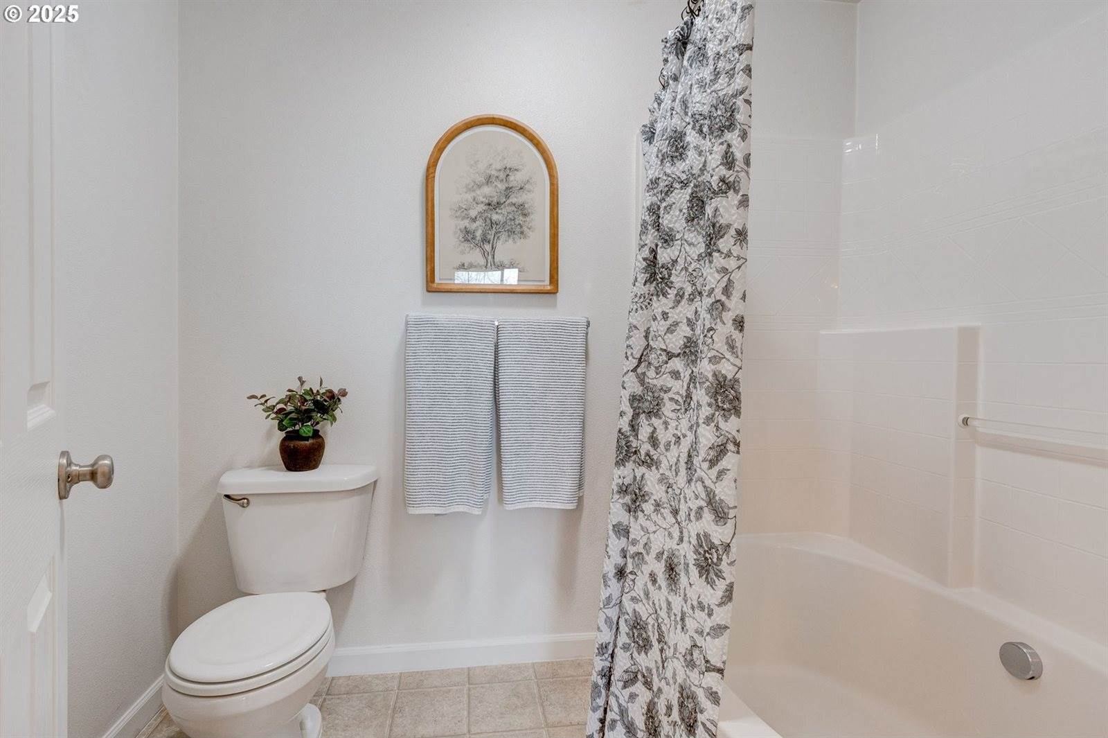 695 Falling Waters, Portland, OR 97229