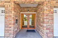 695 Falling Waters, Portland, OR 97229