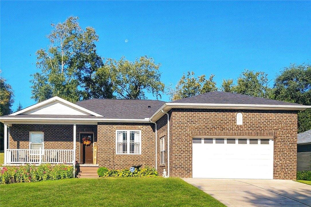 180 Murray Hill Rd, East Deer, PA 15084