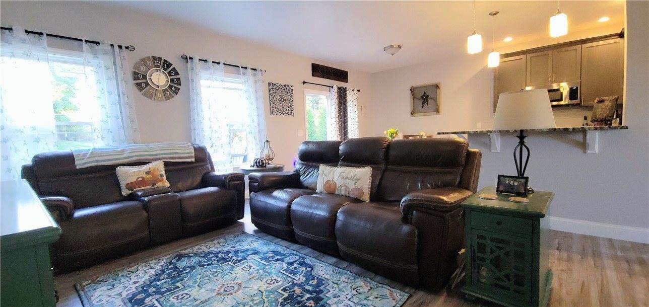 180 Murray Hill Rd, East Deer, PA 15084