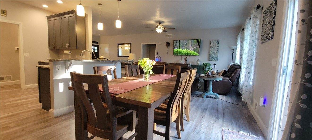 180 Murray Hill Rd, East Deer, PA 15084