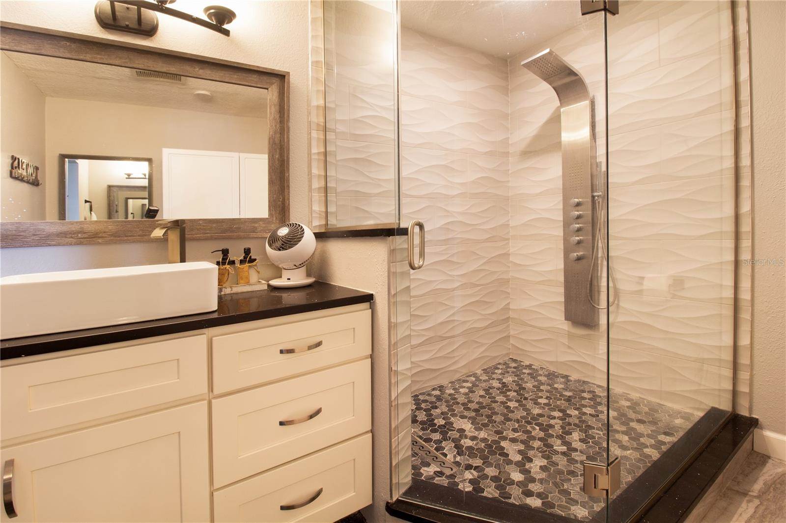 5023 Starfish Drive SE, #E, Saint Petersburg, FL 33705