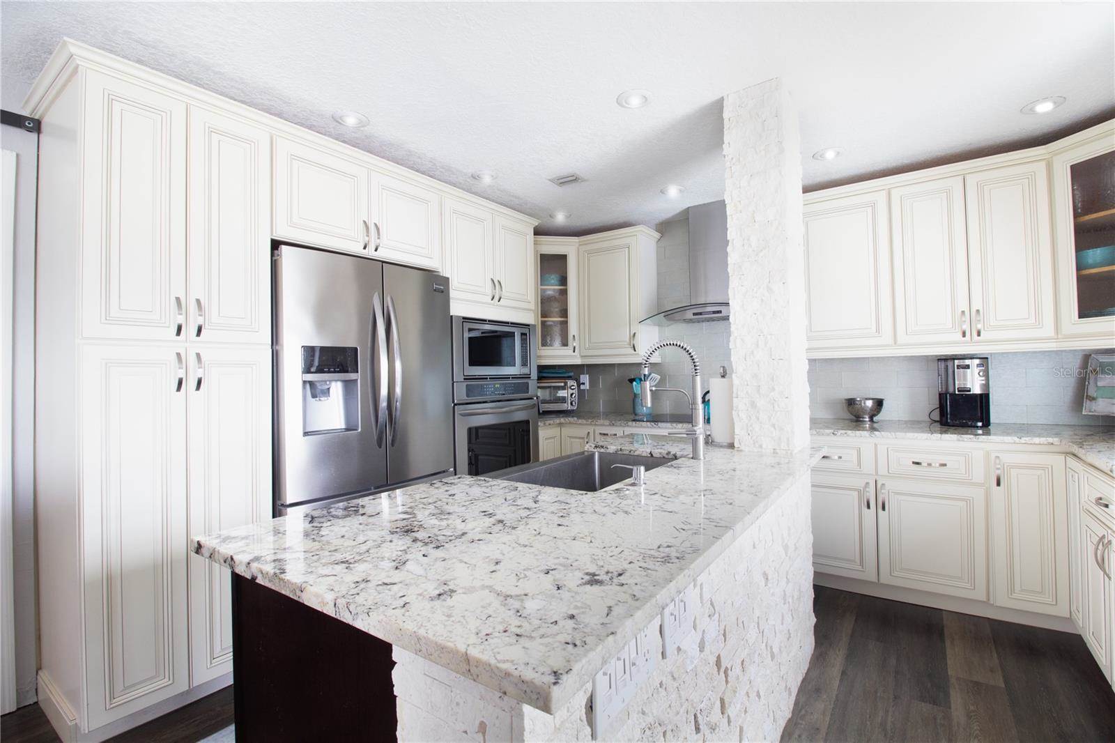 5023 Starfish Drive SE, #E, Saint Petersburg, FL 33705