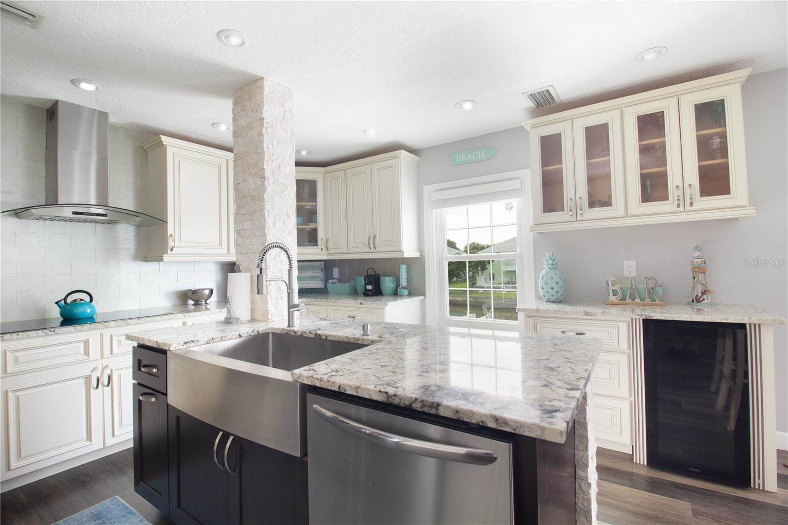 5023 Starfish Drive SE, #E, Saint Petersburg, FL 33705