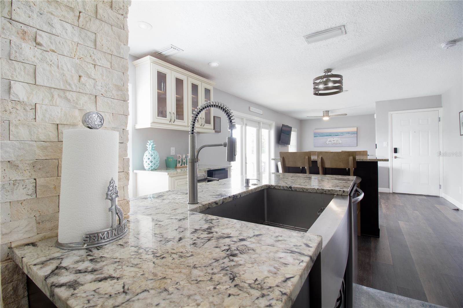 5023 Starfish Drive SE, #E, Saint Petersburg, FL 33705