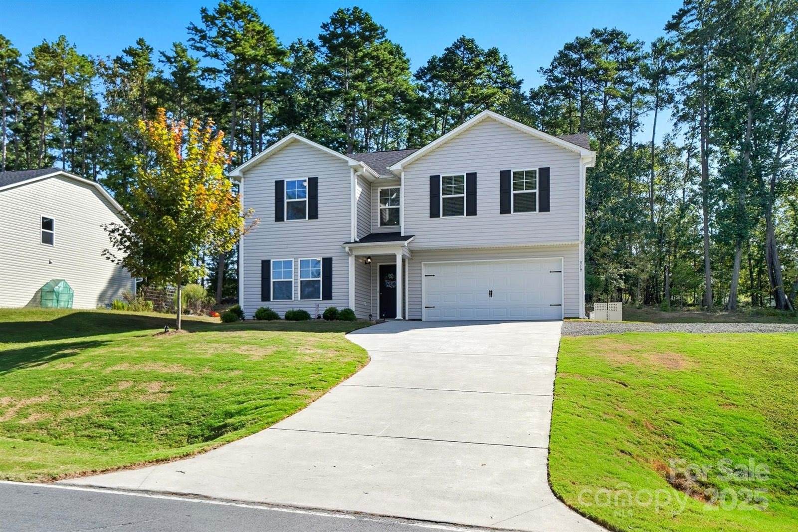 319 Shoreline Drive, New London, NC 28127