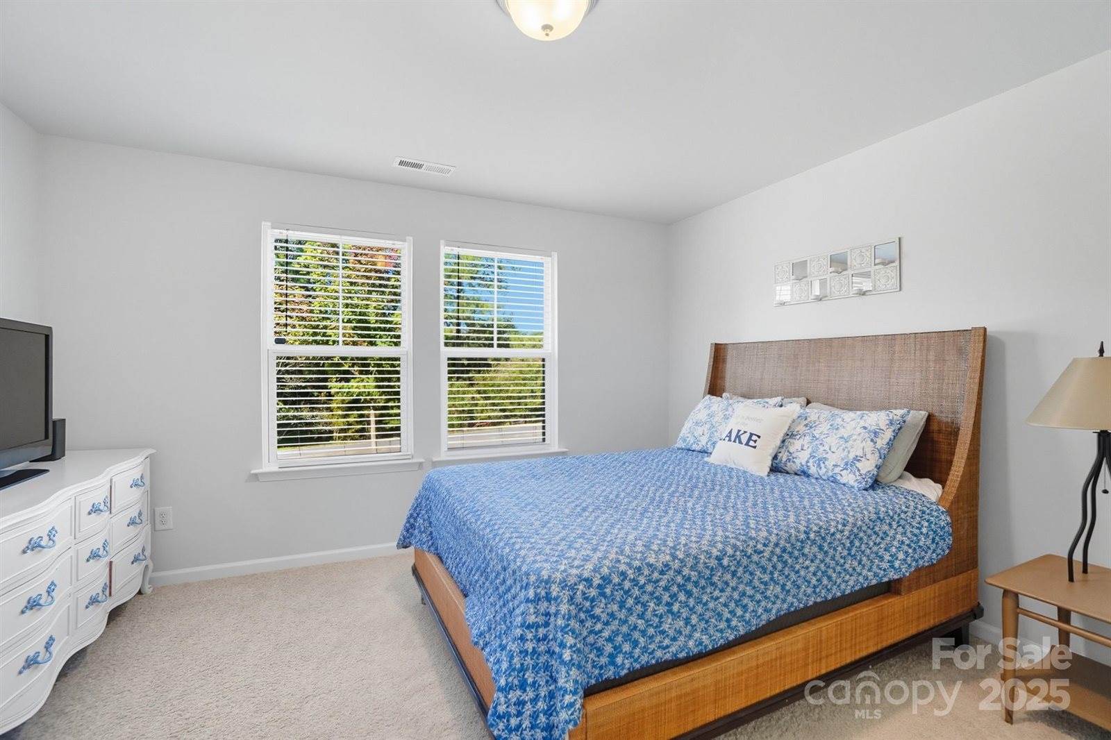 319 Shoreline Drive, New London, NC 28127