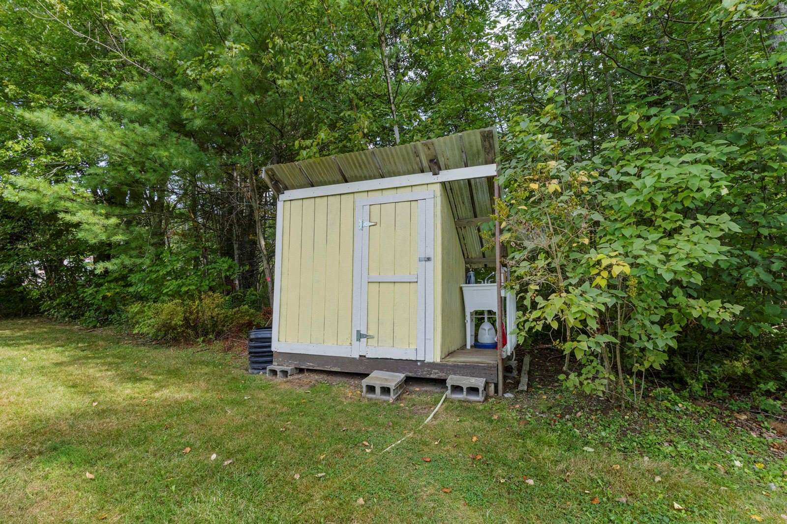 32 Charles Drive, Holden, ME 04429